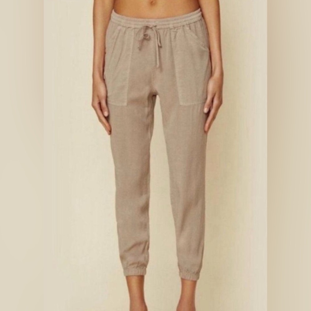 Blue Life Cargo Jogger pants in color Sand
